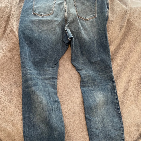 Old navy rockstar jeans - Picture 12 of 12